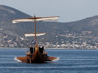 Олимпийският огън ще пътува към Франция с легендарния кораб "Белем" (Снимки)