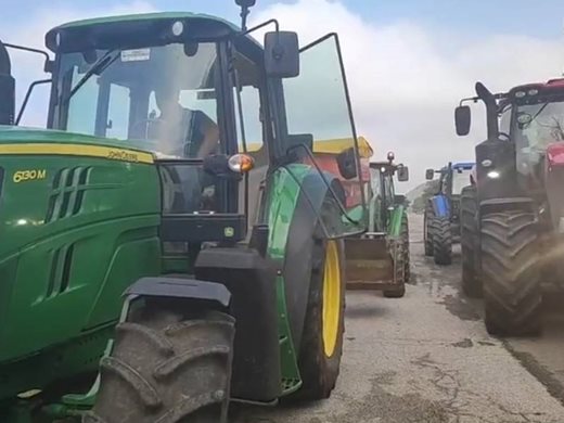 Земеделците от Ямболско са готови да блокират изходите на магистрала „Тракия“