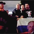 (Видео) Бащата на Джокович позира със знаме на Путин