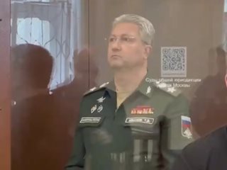 Започва ли чистка в руския властови елит след ареста на зам.-министъра на отбраната?