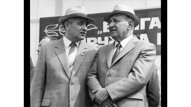 Михаил Горбачов и Тодор Живков