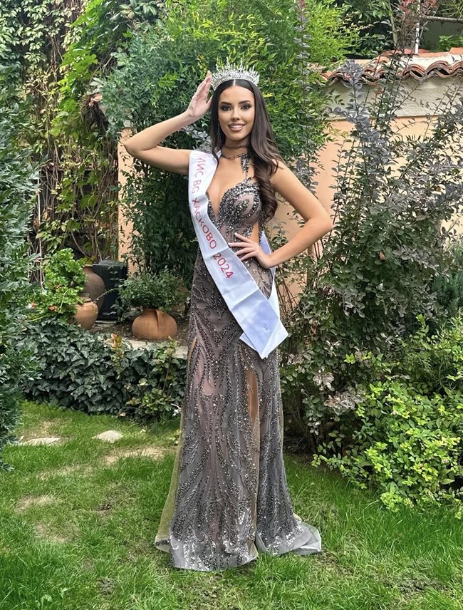 Симона Петрова
Снимка: Фейсбук/ Miss Bulgaria