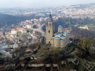 Какво ви кара да се гордеете с България и какво да се срамувате? Гласувайте тук!