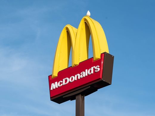 "Макдоналдс" отвори врати в Казахстан, но   без брандиране