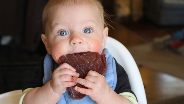 Кога да дам месо на бебето?