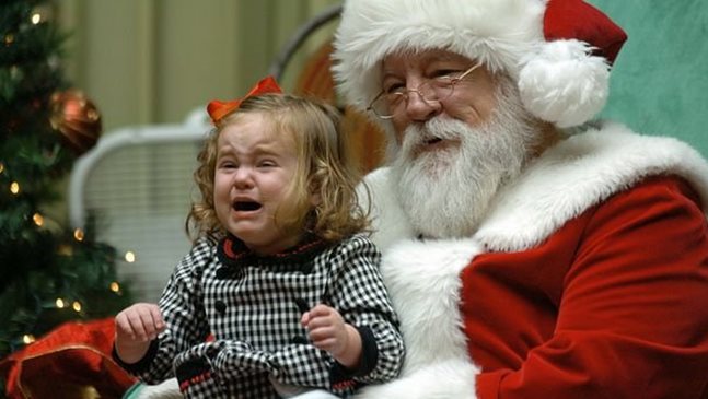 Може ли лъжата за съществуването на Дядо Коледа да нарани детето?