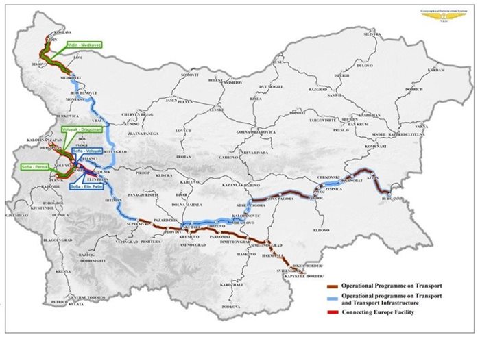 Железопътните проекти в България. В кафяво са тези, които бяха финансирани от старата ОП “Транспорт”, в синьо - проектите по новата програма, и в червено - за които се кандидатства по “Свързана Европа”.