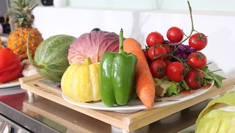 Правилните зеленчукови и плодови комбинации за слабеене