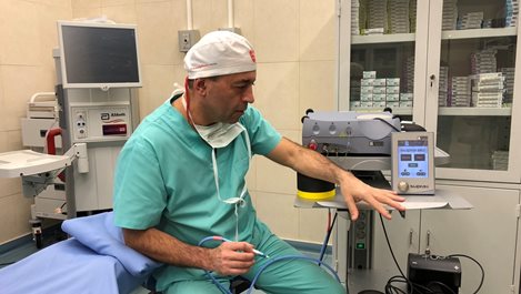 Иновативен лазер при глаукома облекчава пациентите в Очен център„Св. Николай Чудотворец“ във Варна