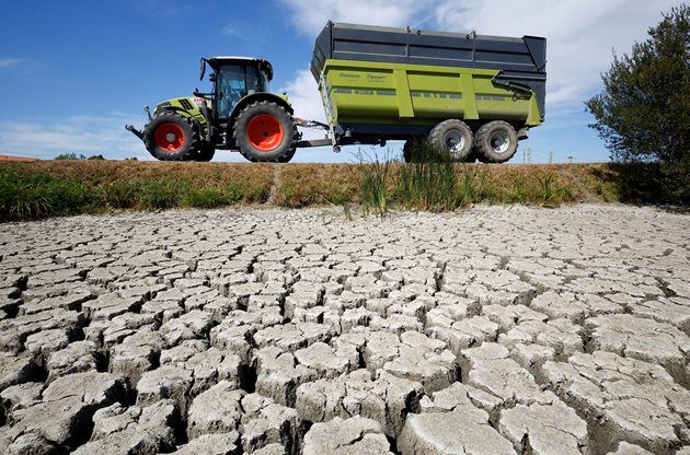Франция страда от най-тежката суша в историята си.