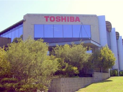 "Тошиба" е получила осем предложения за приватизация, които ще разгледа