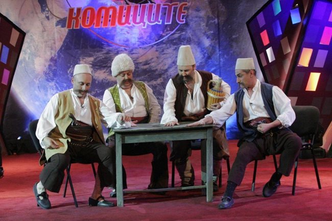 "Комиците" е към своя край