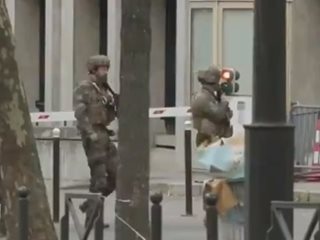 Арестуваха мъжa, заплашил да се самовзриви в иранското консулство в Париж (Видео)