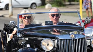 Принц Чарлз и Камила се повозиха в Куба (снимки)