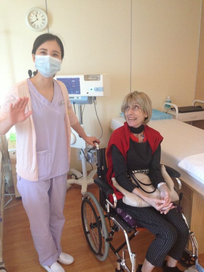 Габриела в болницата в Китай