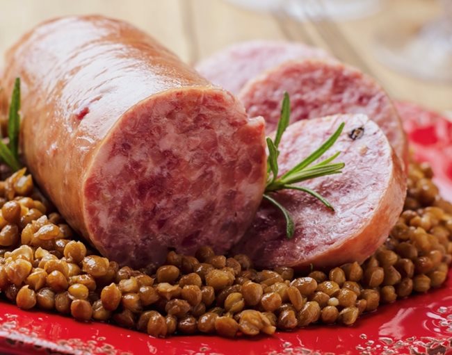 Колбасът котекино присъства на всяка новогодишна трапеза в Италия. СНИМКА: Инстаграм