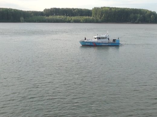 Ниското ниво на Дунав и войната намалили с 1/3 товарните кораби по реката