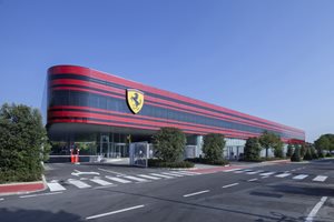 Ferrari Sporting Management Center в Маранело.
СНИМКА: WILMOTTE & ASSOCIES ARCHITECTES SAS