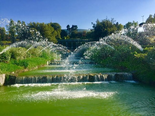 Мнозина наричат Градината на водопадите малкия римски Версай.  СНИМКИ : Авторката