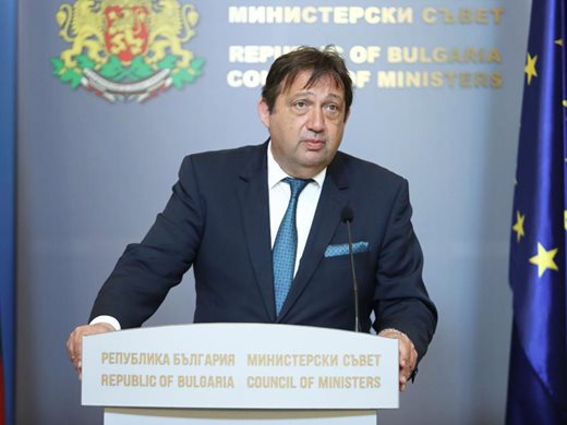 Министър Шишков: Магистрала "Струма" е сред неотложните задачи