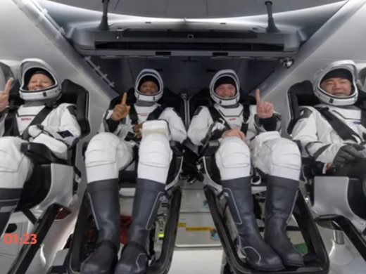 SpaceX върна на Земята четиримата астронавти от МКС