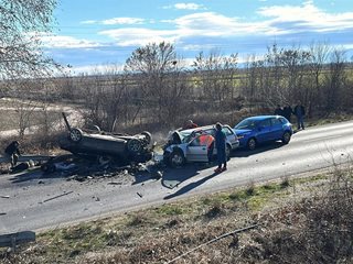 Обвиниха 19-годишен за смъртта на мъж и жена в тежката катастрофа на пътя Пловдив-Карлово