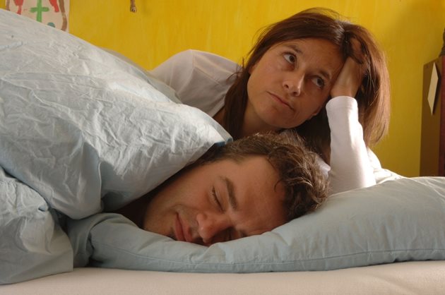 Безсънието и недостиването изтощават имунитета и затова е важно да се наспиваме, особено по време на епидемии, категорични са учените.