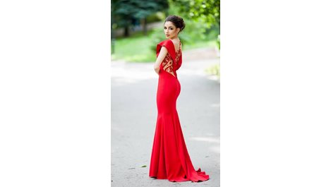 Елина Крушева е Най-красивата абитуриентка 2016 (Галерия)