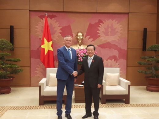 Премиерът на Виетнам: Страната ни може да е врата за български стоки за пазара на Югоизточна Азия