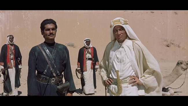 Заедно с Омар Шариф във филма "Лорънс Арабски", който носи "Оскар" на египетския актьор.