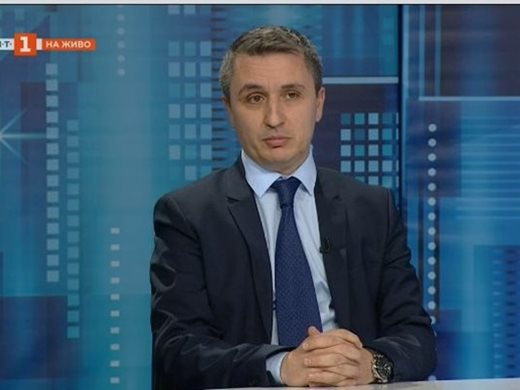 Александър Николов: На 1 октомври цената на газа може да падне с 11% заради доставките от Азербайджан