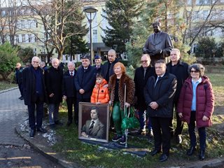 Йотова (по Сендов): Всичко може, но не всеки го може (Обзор)