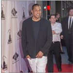 Jay Z събра 1 млн. долара за благотворителност