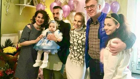 Внучката на Илиана Раева стана на 1 годинка (Снимки)
