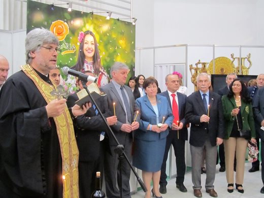 Министър Стела Балтова откри в Търново
14-тото изложение "Културен туризъм"