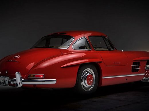 Последният Mercedes-Benz 300SL Gullwing отива на търг