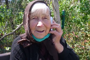 79-годишната Радка Христова, вдовица на най-малкия брат на Императора Стамо, разказва, че синовете му предпочели да го погребат след убийството в родното му село Мрамор, а не в столичната Алея на парашутиста.
