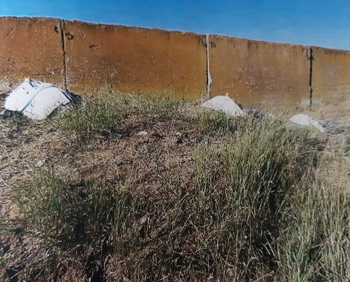 Загробеният боклук край Червен бряг Снимки: Прокуратурата