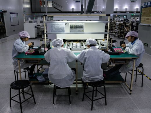 Ейдън Яо: Китай продължава да бъде „световна фабрика“