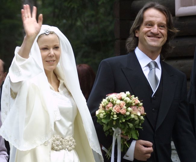 Година по-късно двамата се венчаха в Царска Бистрица. 
СНИМКА: РУМЯНА ТОНЕВА