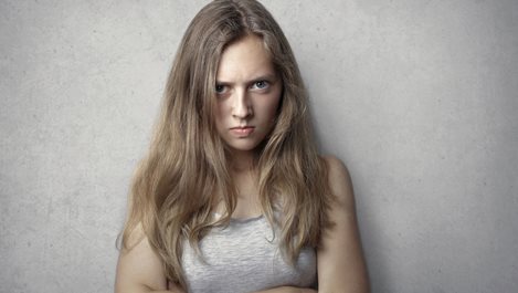 Междузъбната агресия – как да я озаптяваме