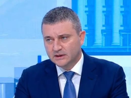 Владислав Горанов: Някой ревностно пази "Лукойл" от това да премине към обработка на неруски петрол