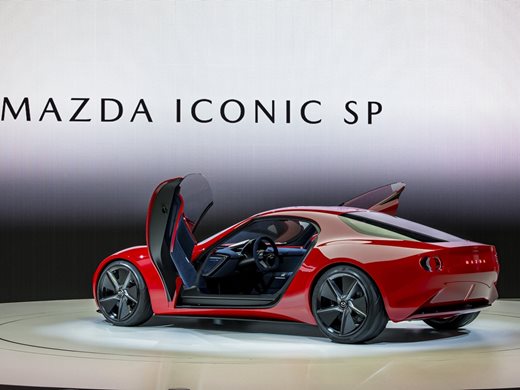 Mazda представи електрически спортен автомобил с роторен двигател