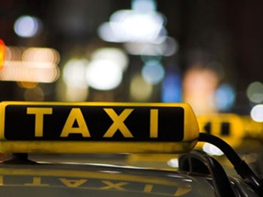 Такситата в Бургас с 660 лв. патентен данък