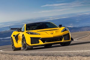 Новият Chevrolet Corvette ZR1 стана най-бързият в историята