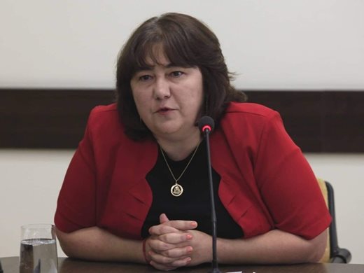 Росица Велкова: Трябва да ограничим разходите и да стабилизираме приходната част на бюджета
