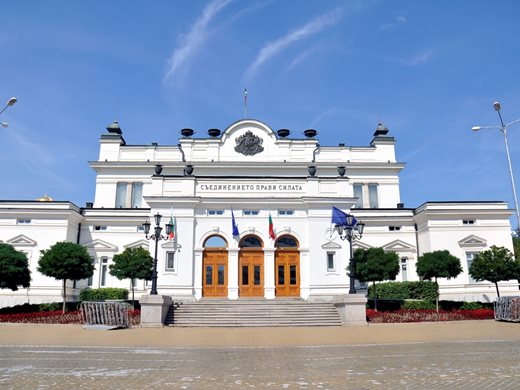 Парламентът прие на първо четене промени в Закона за ДДС