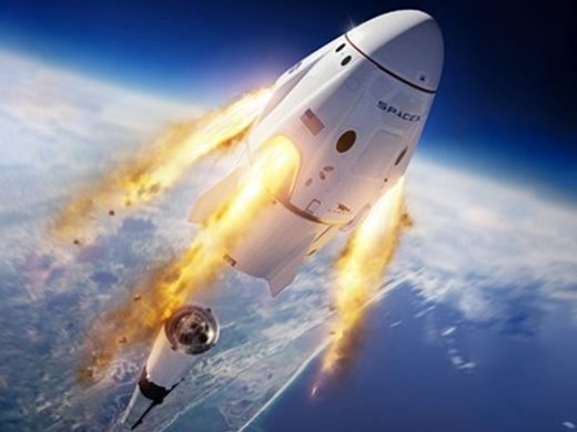 SpaceX отложи изстрелването на спътници за 5G