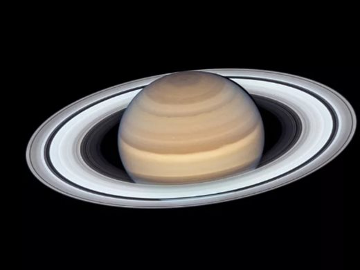 Учени определиха възрастта на пръстените на Сатурн