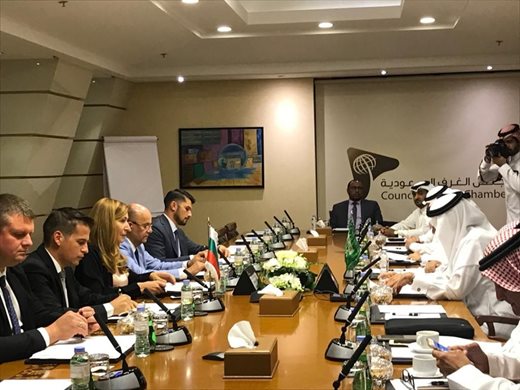 Министър Ангелкова се срещна с инвеститори от Саудитска Арабия